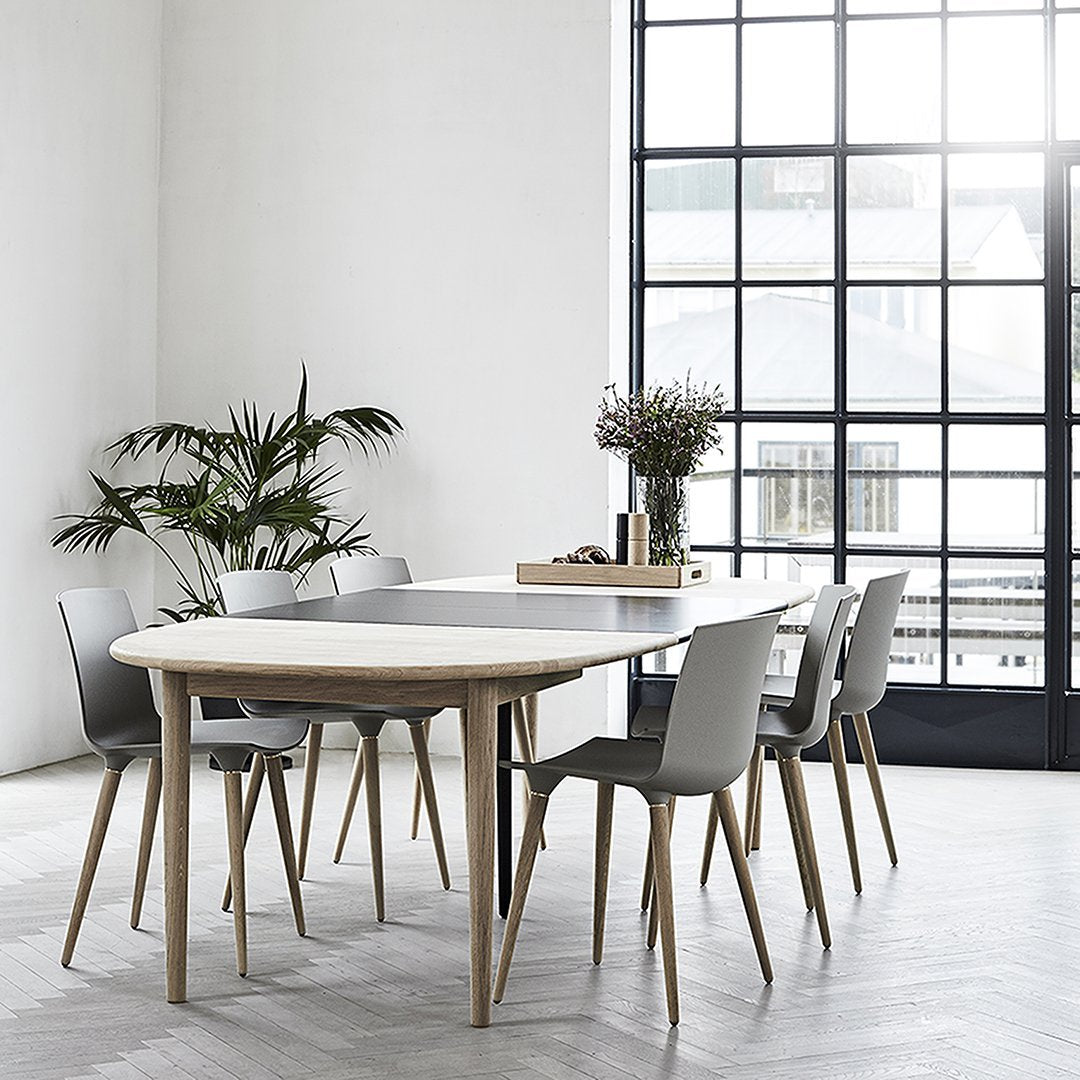 255 / 290 Extendable Table